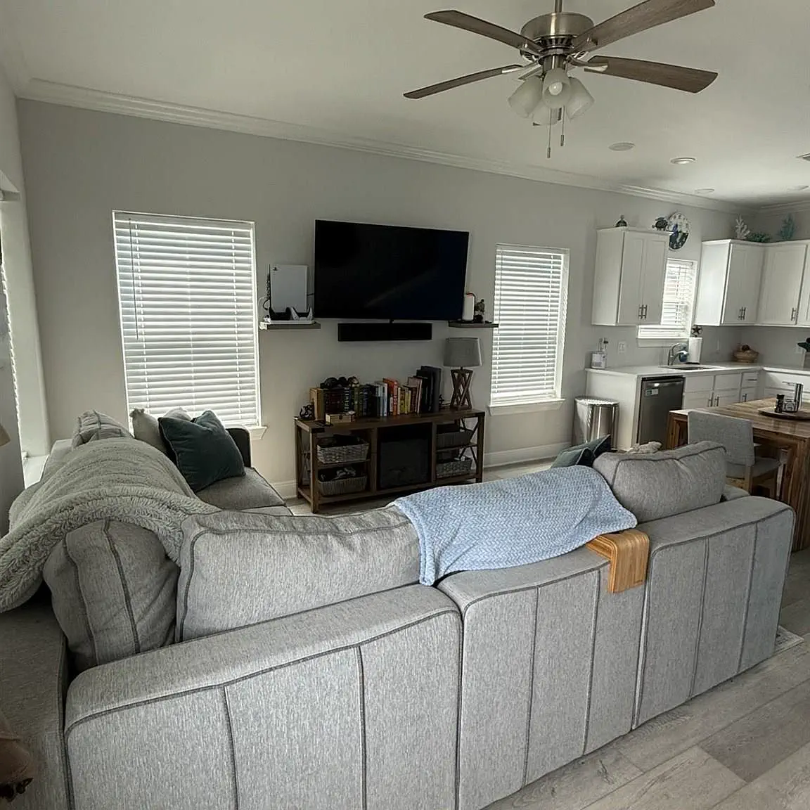 1006 W Main St, Pensacola, FL 32502 photo 2